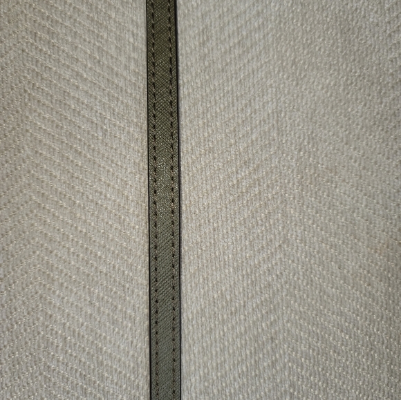 Michael Kors Jet Set in Olive - Picture 6 of 9